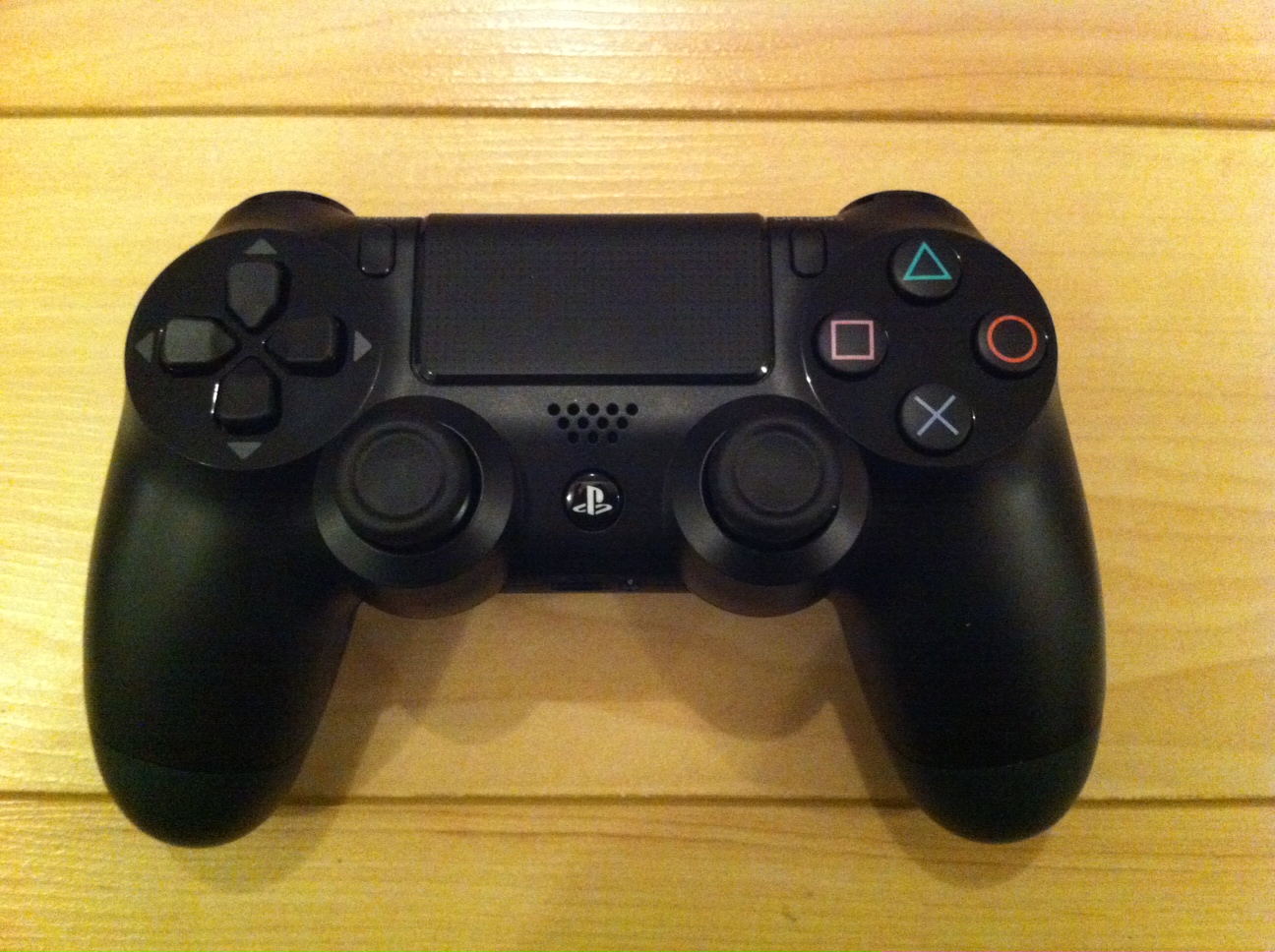 Partina City oxiderer kedelig Test Driving The DualShock 4 – In Third Person